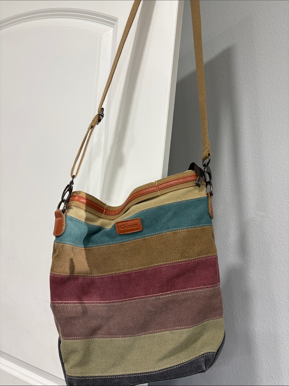 KAUKKO Multicolor Striped Canvas Crossbody Shoulder Bag Boho Travel Purse